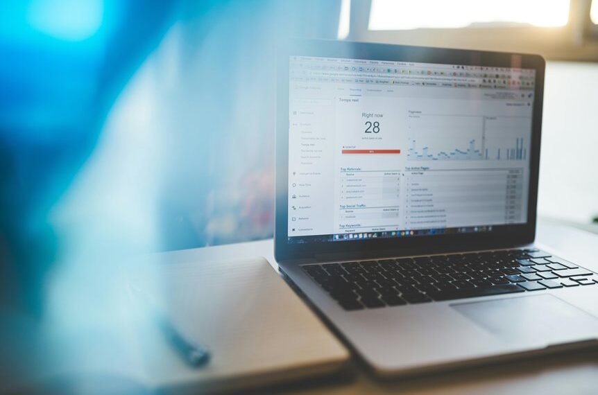 innovative online analytics hub